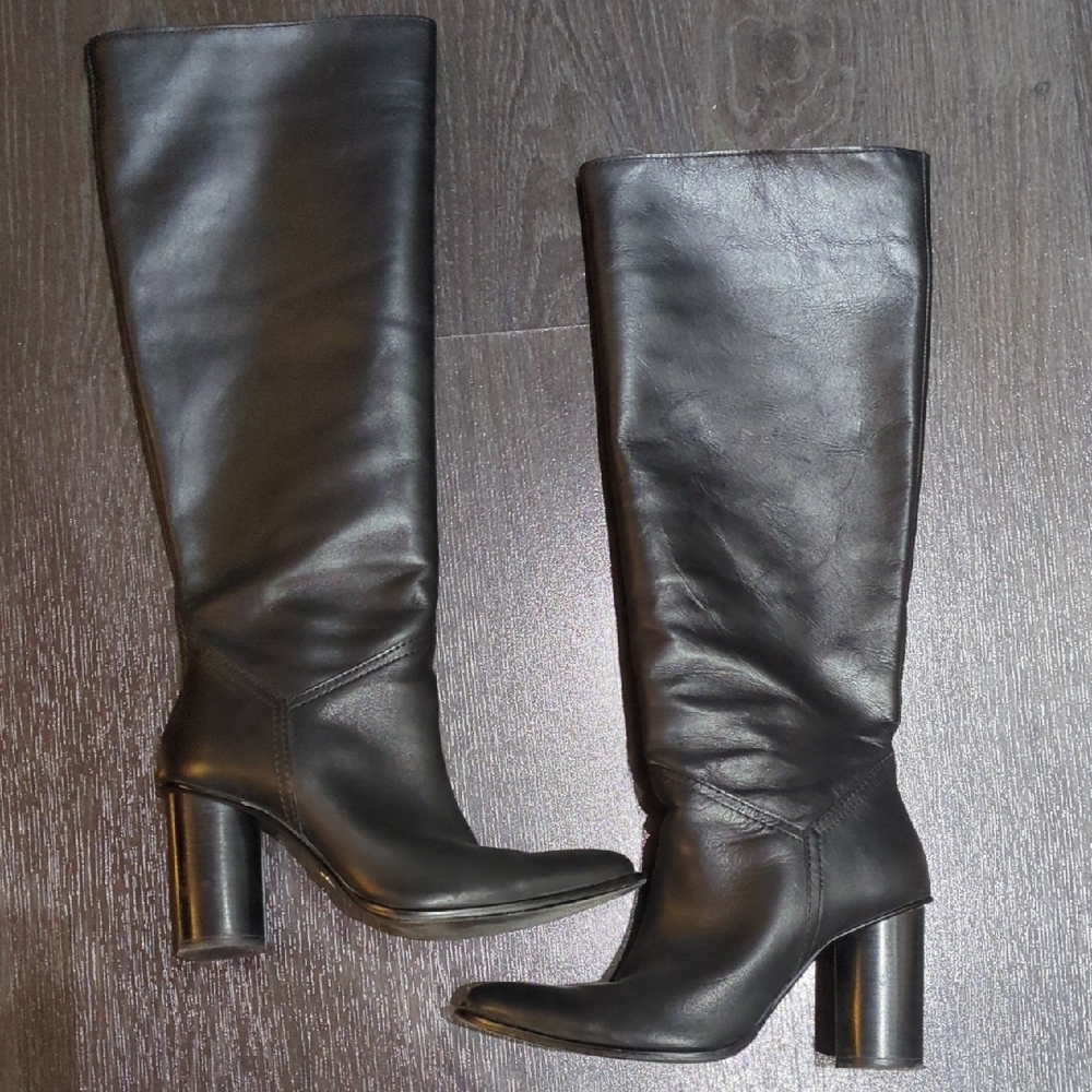Elegant Black Leather Knee-High Boots